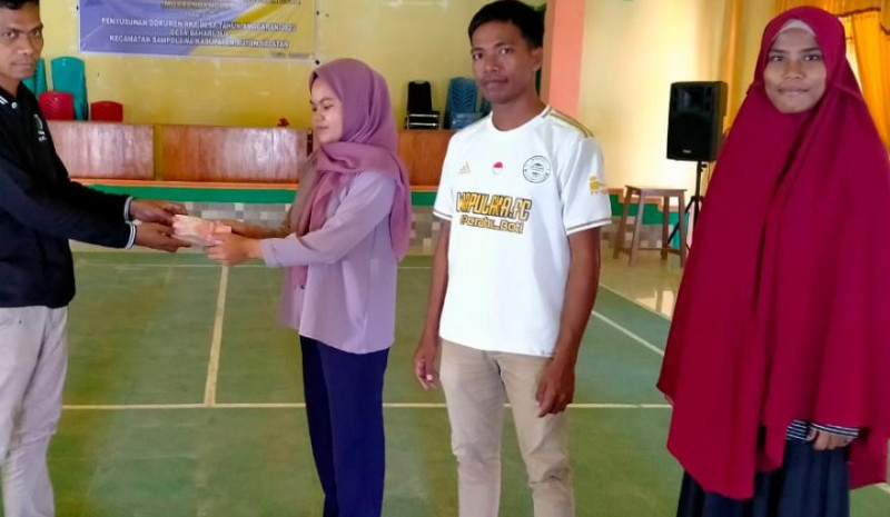 PENYERAHAN MODAL BUMDES WAMALINGUA JAYA