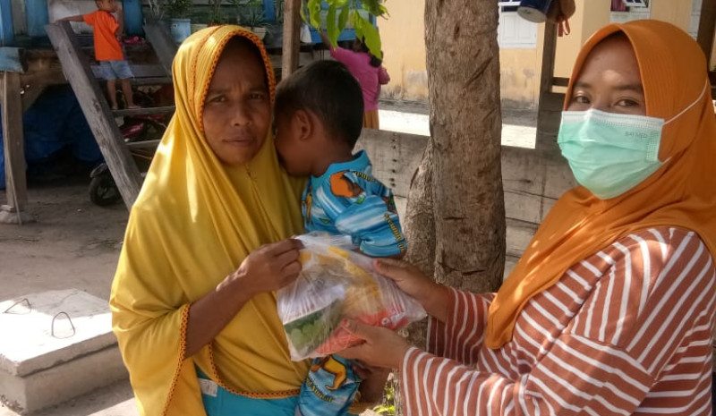 KEGIATAN PEMBERIAN MAKANAN TAMBAHAN (PMT) BALITA K