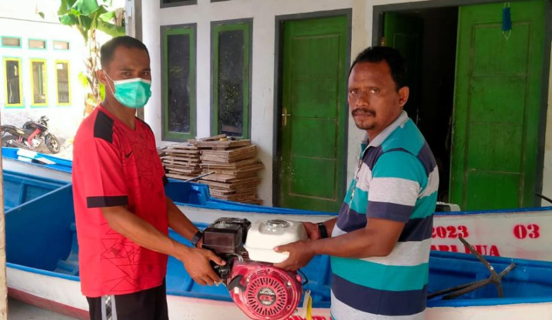 PENYERAHAN KATINTING PROGRAM DANA DESA BAHARI DUA