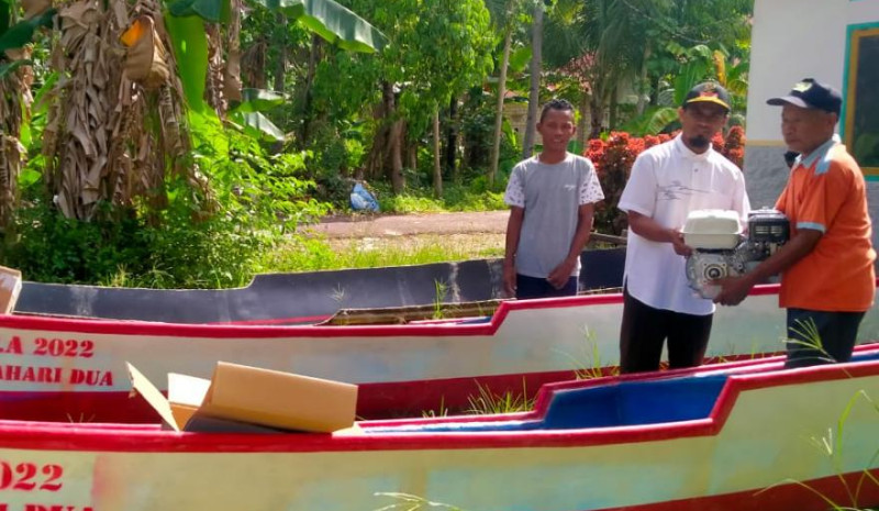 PENYERAHAN KATINTING PROGRAM DANA DESA BAHARI DUA